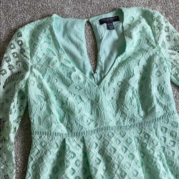 Lace Maternity Dress - Picture 2 of 7